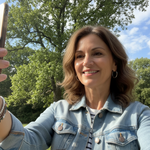 Pamela outdoor selfie
